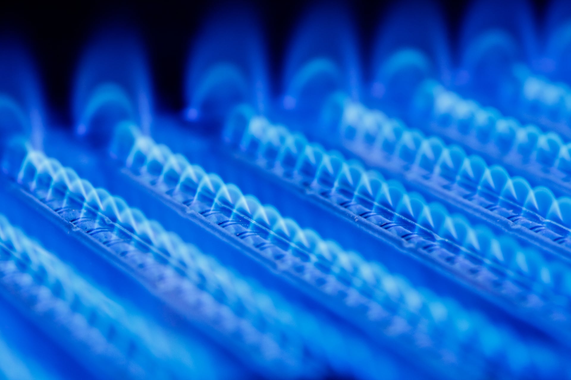 Switching from Mains Gas to LPG or Oil: How to Choose